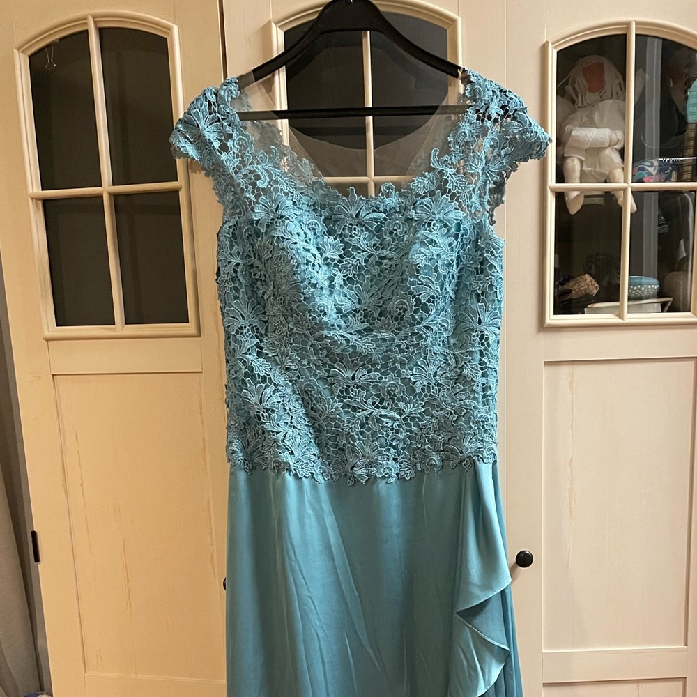 Jade Couture in Bahama Breeze